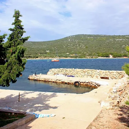Holiday home Secluded Fisherman's Cove Ladjin - Landjin, Pasman - 8500