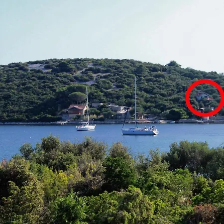 Vikendica Secluded Fisherman's Cove Ladjin - Landjin, Pasman - 8500