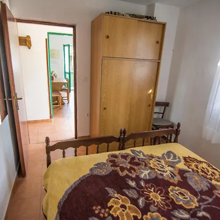 펜션 Secluded Fisherman's Cove Ladjin - Landjin, Pasman - 8500 *