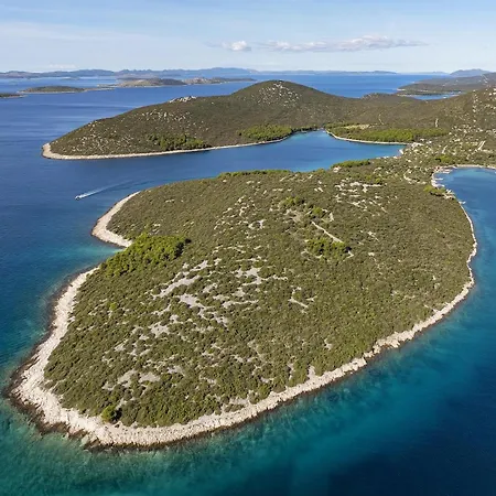 Secluded Fisherman's Cove Ladjin - Landjin, Pasman - 8500 Holiday home *