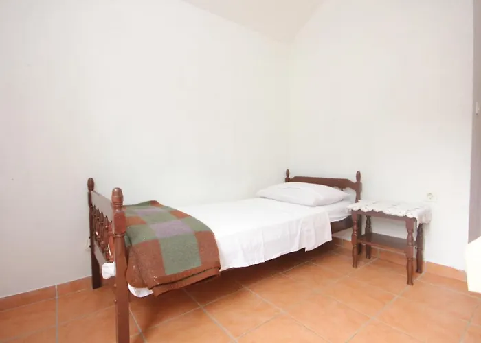 Secluded Fisherman's Cove Ladjin - Landjin, Pasman - 8500 Vakantiehuis